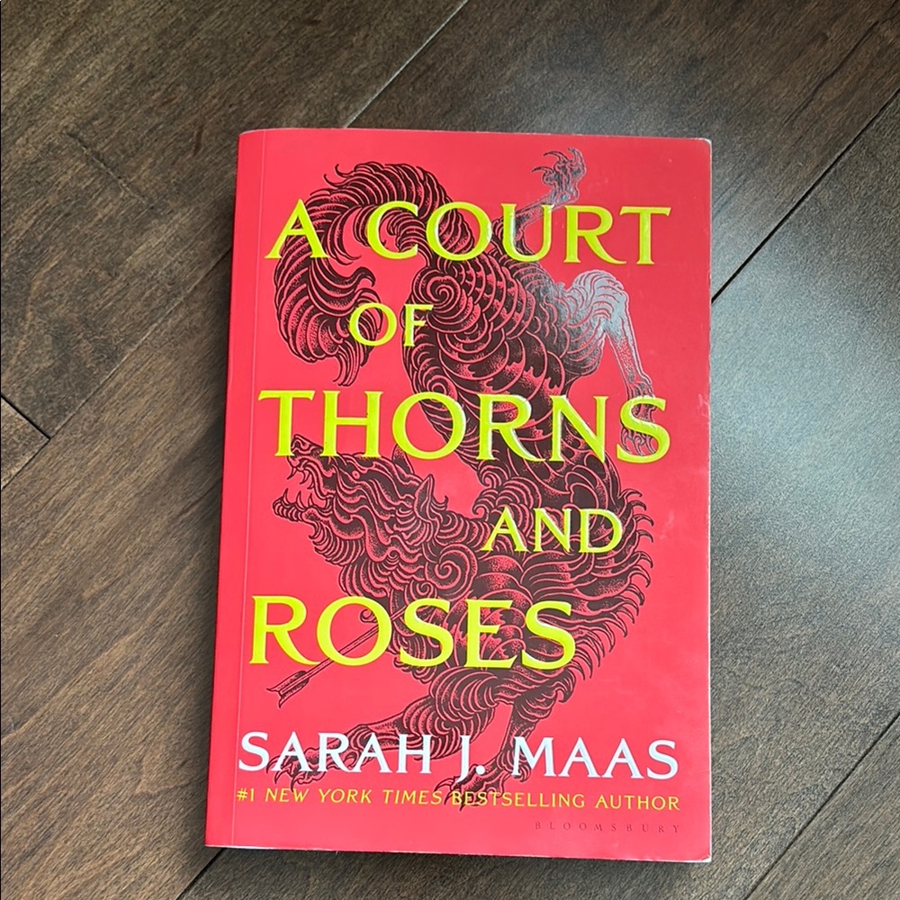 A Court of Thorns and Roses Book
